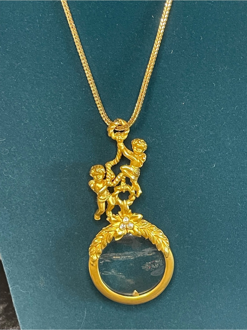 Vintage magnifying glass necklace